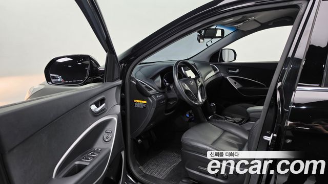 Hyundai Santafe 2016 — photo 13