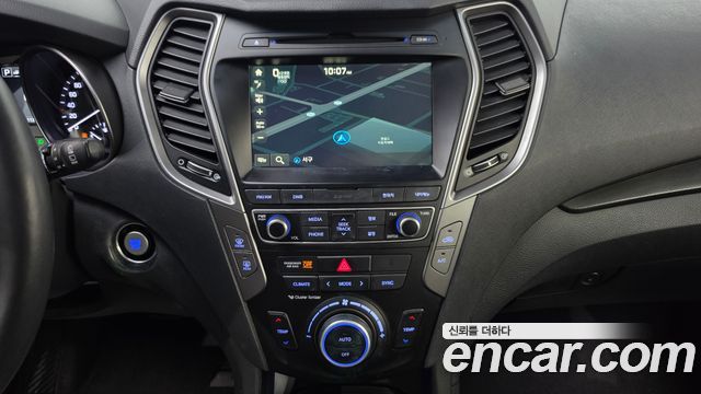 Hyundai Santafe 2016 — photo 18