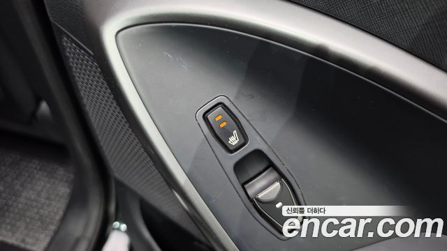 Hyundai Santafe 2016 — photo 22