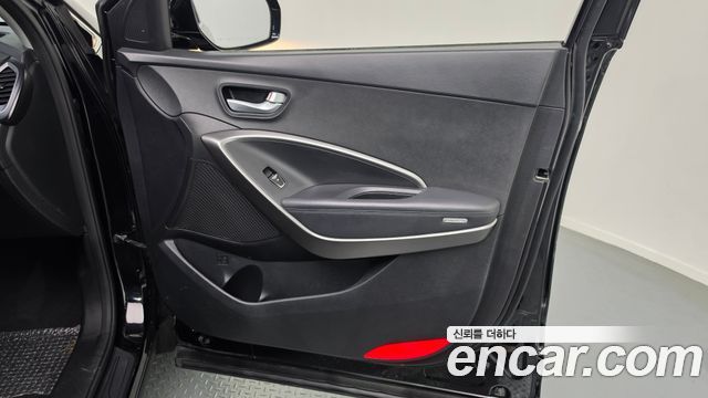 Hyundai Santafe 2016 — photo 14