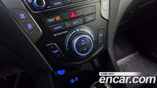 Hyundai Santafe 2016 — photo 27