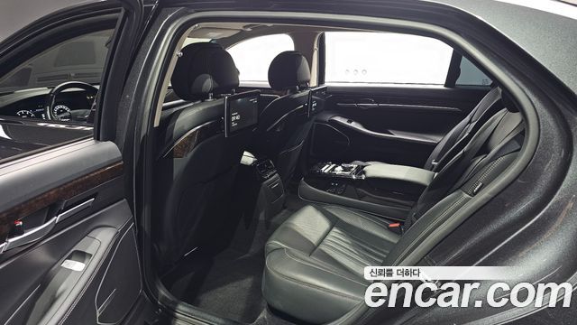Genesis G90 2021 — photo 17