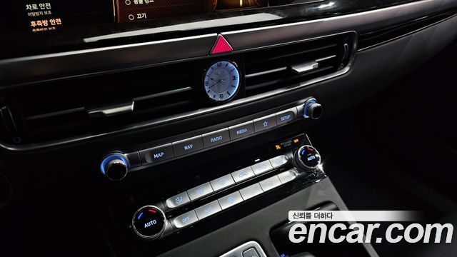 Genesis G90 2021 — photo 22