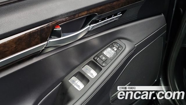 Genesis G90 2021 — photo 24