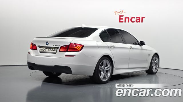 BMW 5-Series 2016 — photo 2