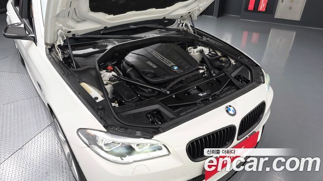 BMW 5-Series 2016 — photo 6