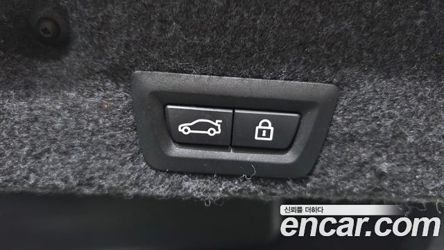 BMW 5-Series 2016 — photo 26