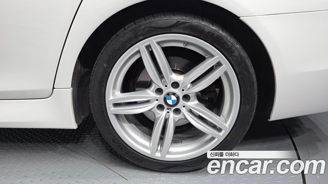 BMW 5-Series 2016 — photo 7