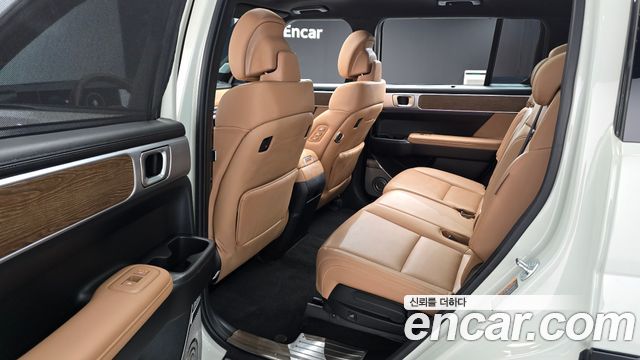 Hyundai Santafe 2025 — photo 11