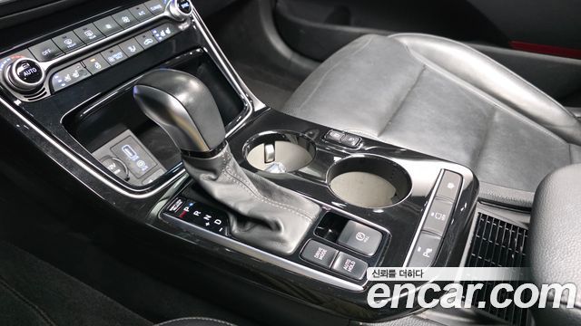 Hyundai Grandeur 2018 — photo 9