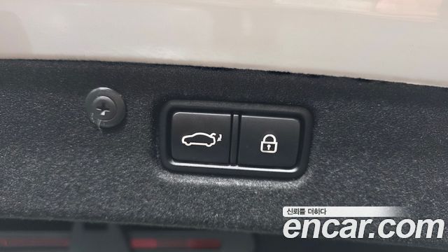 Hyundai Grandeur 2018 — photo 20