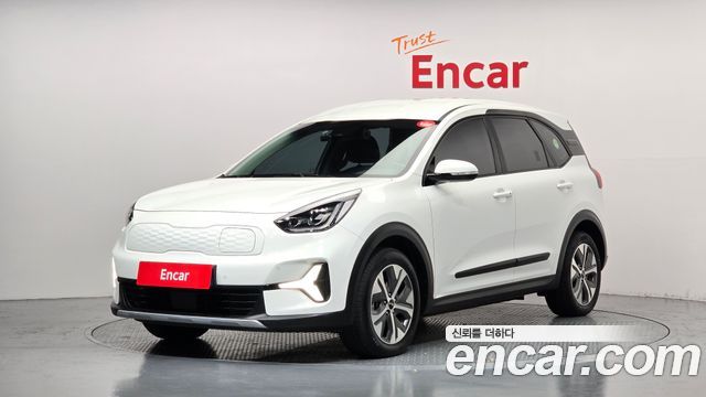 Kia Niro 2023 — photo 1