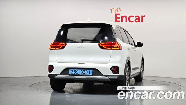 Kia Niro 2023 — photo 4