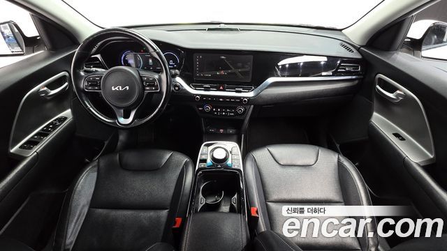 Kia Niro 2023 — photo 7