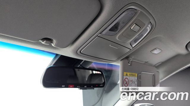 Kia Niro 2023 — photo 18