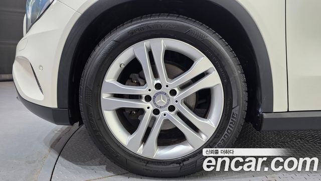 Mercedes-Benz GLA-Class 2015 — photo 5