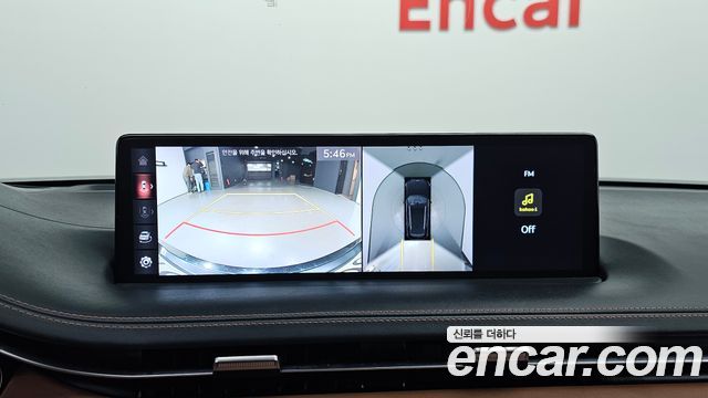Genesis GV70 2022 — photo 21