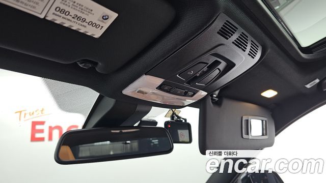 BMW 3-Series 2018 — photo 24