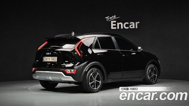 Kia Niro 2022 — photo 2