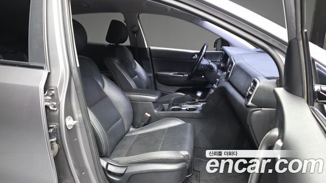 Kia Sportage 2017 — photo 11