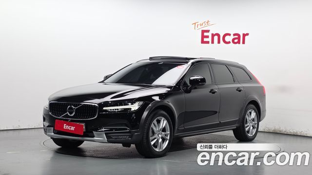 Volvo V90 2017 — photo 1