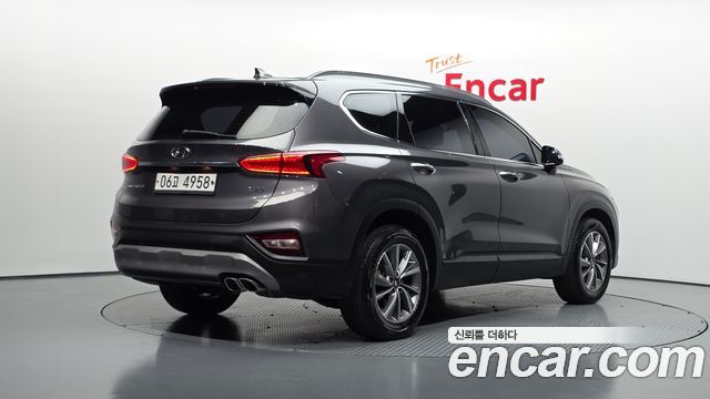 Hyundai Santafe 2019 — photo 2