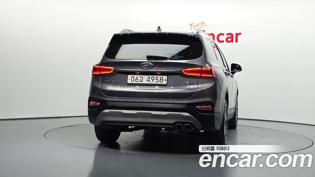 Hyundai Santafe 2019 — photo 4