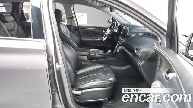 Hyundai Santafe 2019 — photo 17