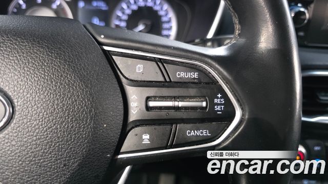 Hyundai Santafe 2019 — photo 24