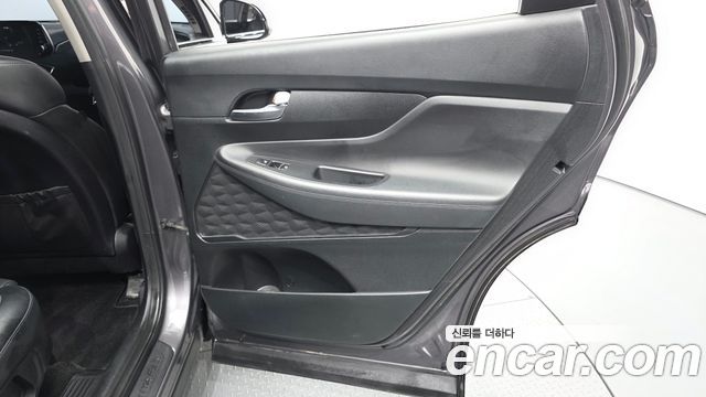 Hyundai Santafe 2019 — photo 15