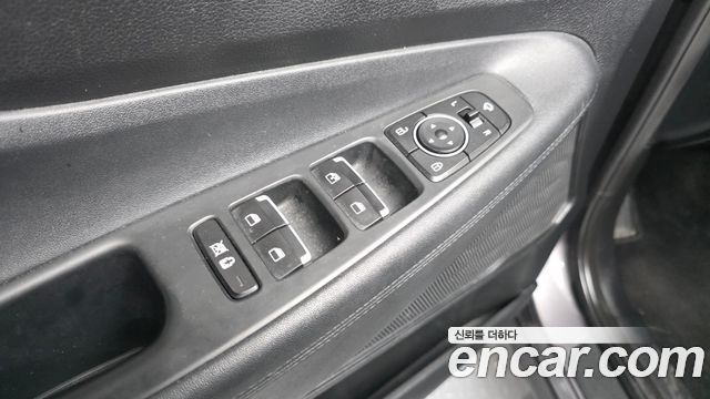 Hyundai Santafe 2019 — photo 30
