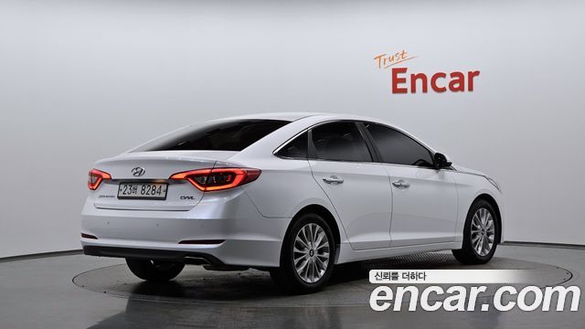 Hyundai Sonata 2015 — photo 2