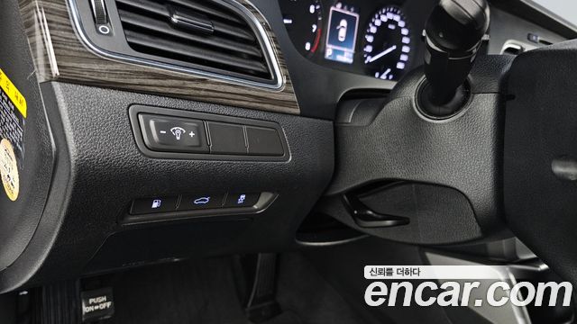 Hyundai Sonata 2015 — photo 24