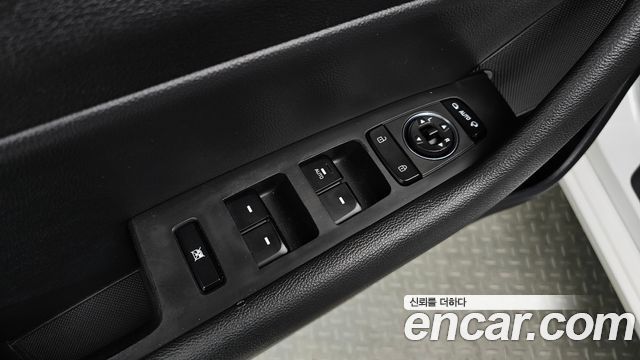 Hyundai Sonata 2015 — photo 25