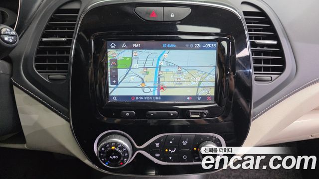 Renault Korea QM3 2018 — photo 20