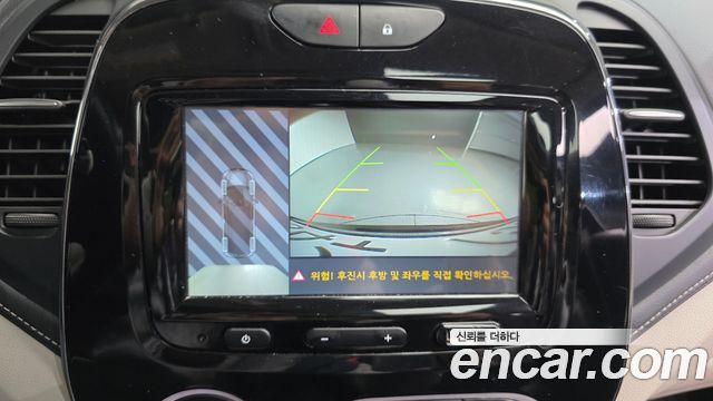 Renault Korea QM3 2018 — photo 21