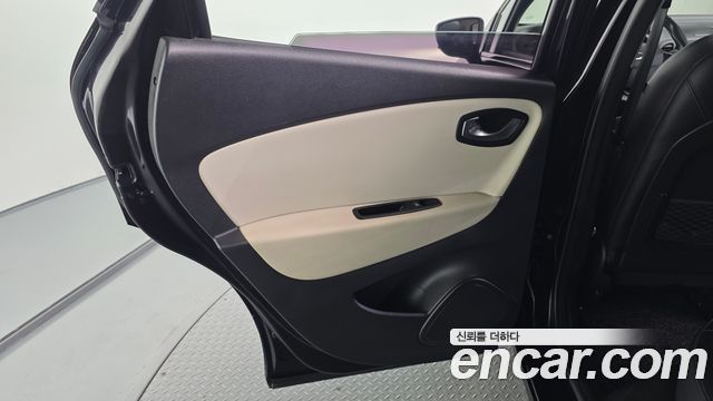 Renault Korea QM3 2018 — photo 15