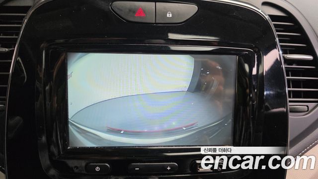 Renault Korea QM3 2018 — photo 30