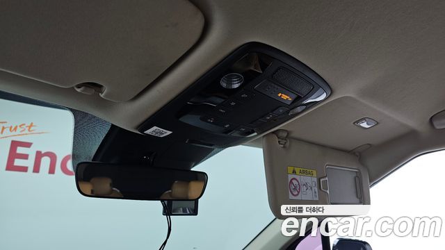 Kia Canival 2021 — photo 25