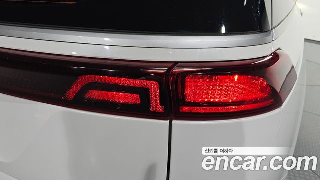 Kia Canival 2021 — photo 9