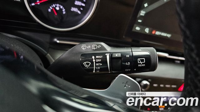 Kia Canival 2021 — photo 31
