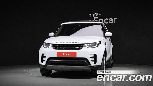 Land Rover Discovery 2018 — photo 3