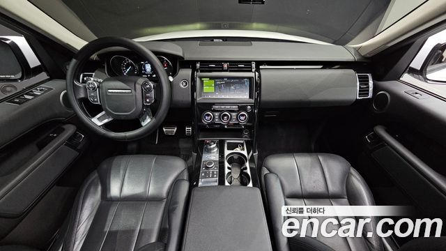 Land Rover Discovery 2018 — photo 7