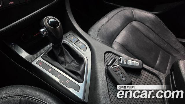 Kia K5 2013 — photo 9