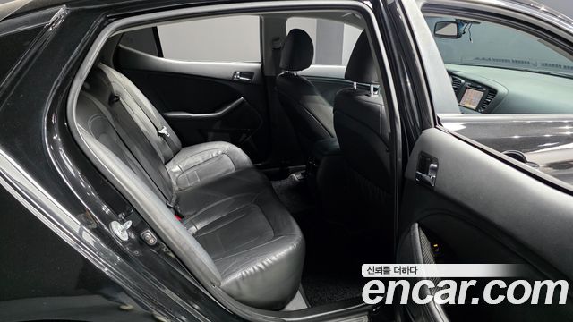 Kia K5 2013 — photo 12