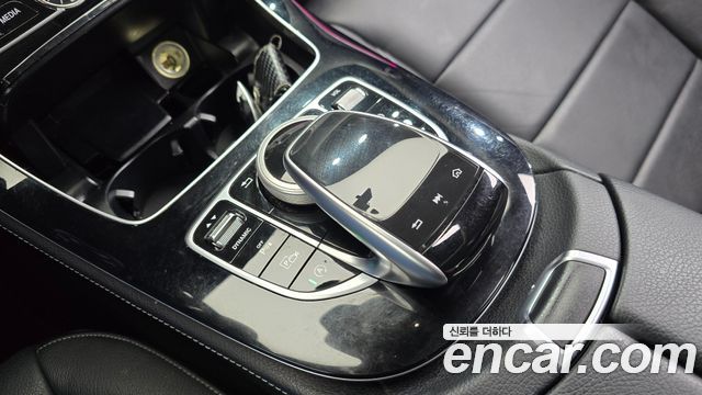 Mercedes-Benz E-Class 2018 — photo 21
