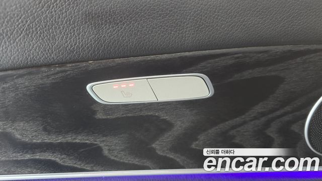 Mercedes-Benz E-Class 2018 — photo 29