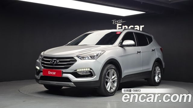 Hyundai Santafe 2016 — photo 1