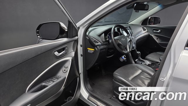 Hyundai Santafe 2016 — photo 10