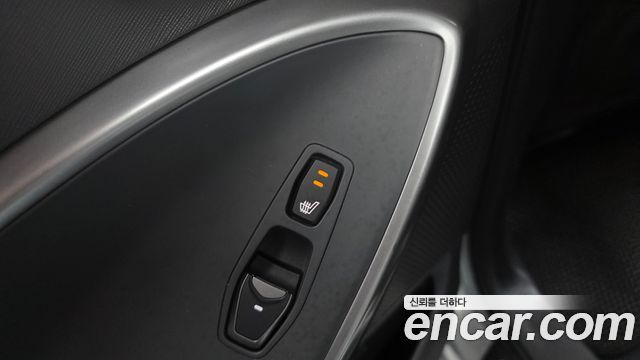 Hyundai Santafe 2016 — photo 18